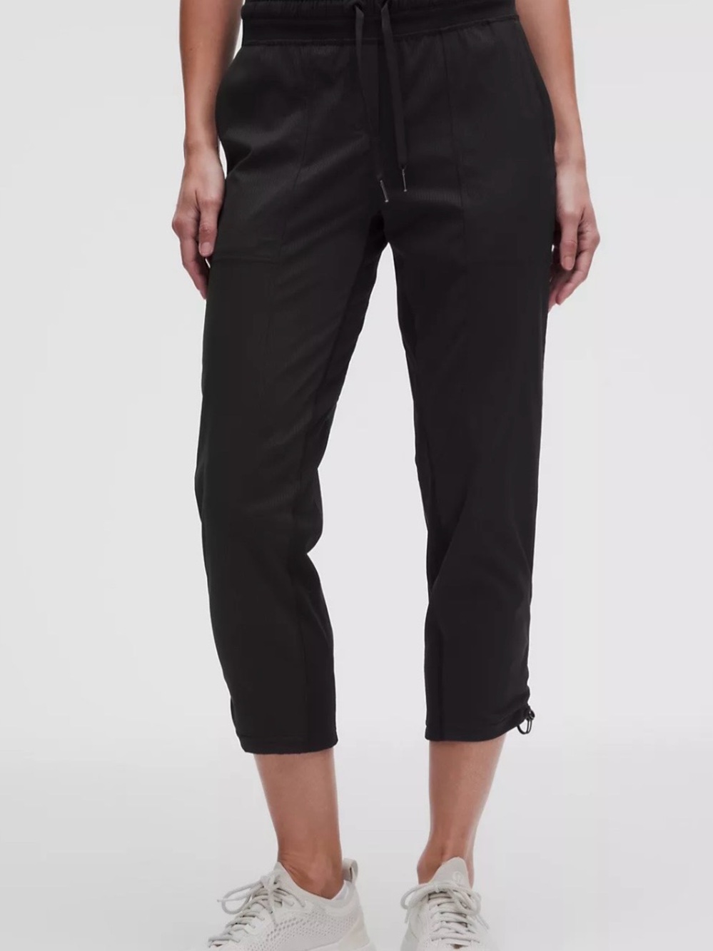 Lululemon studio Crop